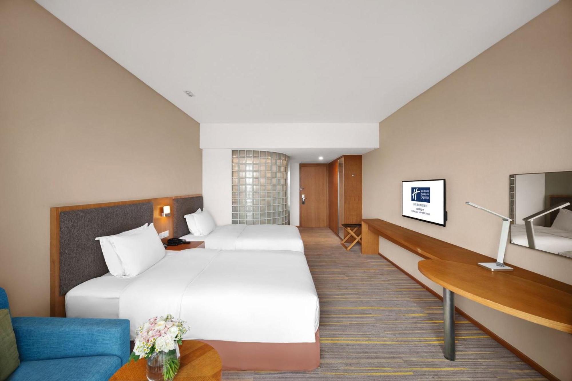 Holiday Inn Express Chengdu Airport Zone Free Shuttle From Shuangliu International Airport To Hotel ,Welcome Drink Exterior foto
