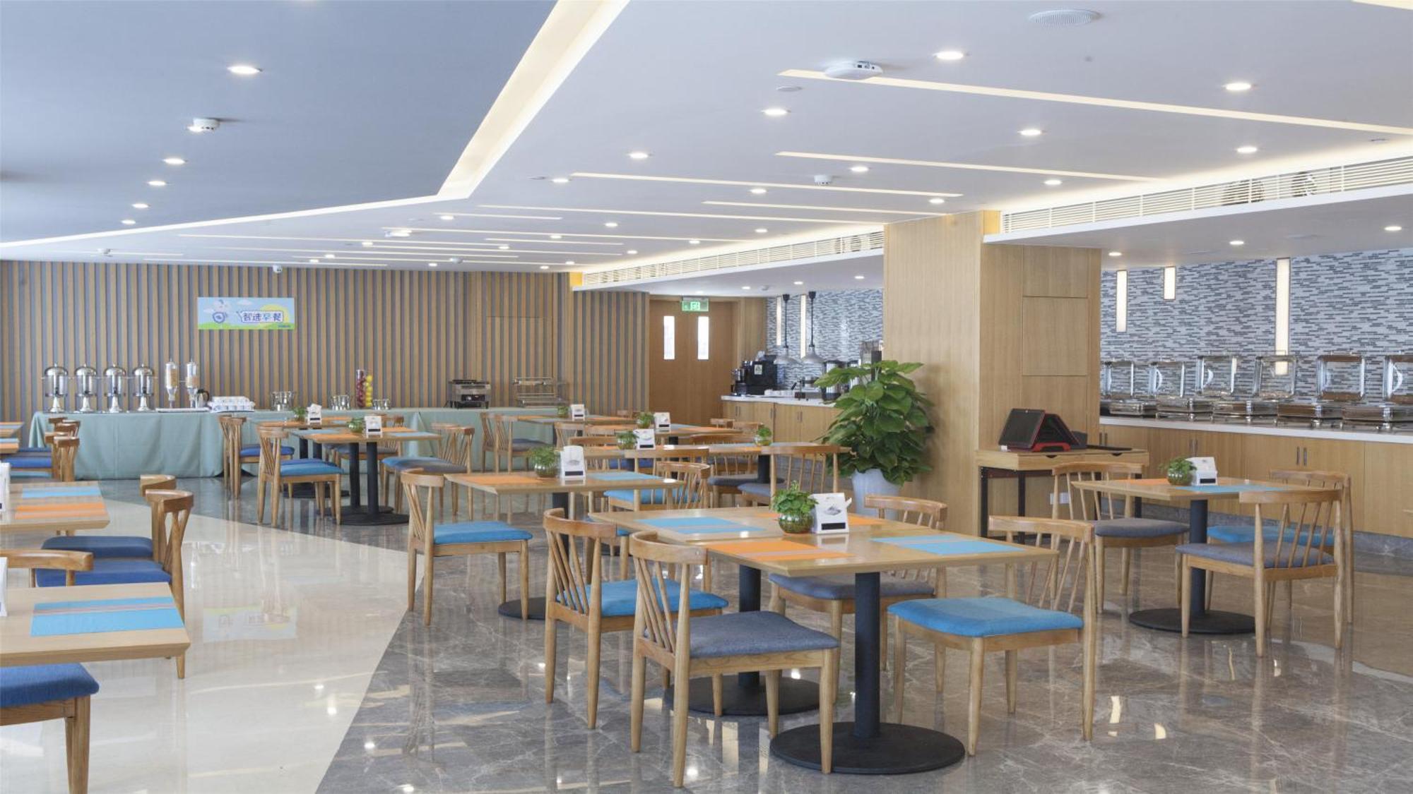 Holiday Inn Express Chengdu Airport Zone Free Shuttle From Shuangliu International Airport To Hotel ,Welcome Drink Exterior foto