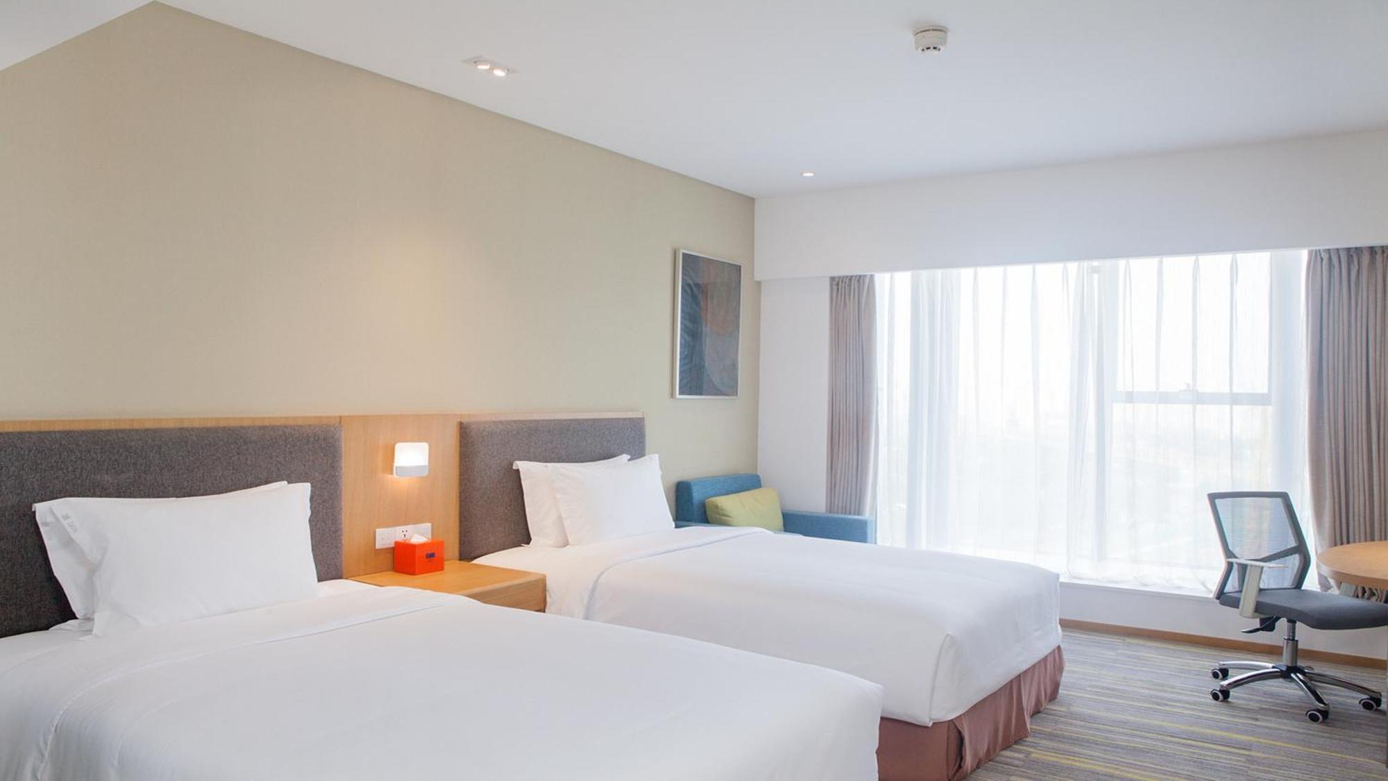 Holiday Inn Express Chengdu Airport Zone Free Shuttle From Shuangliu International Airport To Hotel ,Welcome Drink Exterior foto